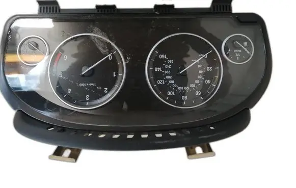 BMW 5 F10 F11 Speedometer (instrument cluster) 928048501