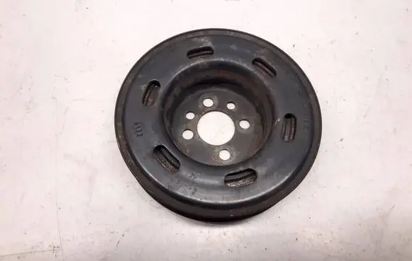 Volkswagen Golf V Crankshaft pulley 06A105243E