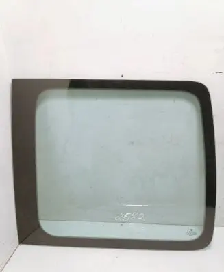 Volkswagen Caddy Rear side window AS2