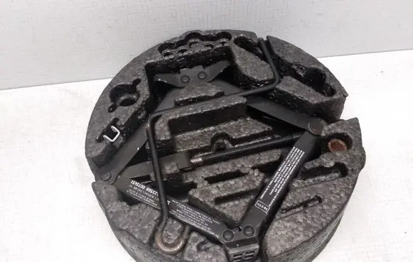 Opel Vectra C Tool set 
