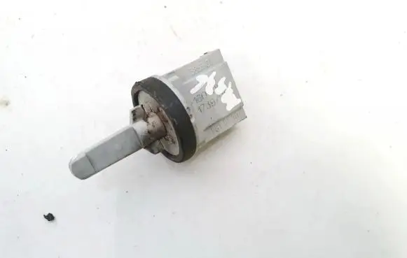 Skoda Octavia Mk2 (1Z) Interior temperature sensor 1k0907543a