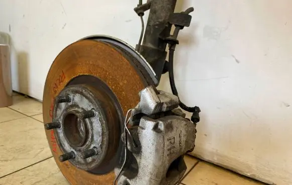Ford Focus Front wheel hub spindle knuckle