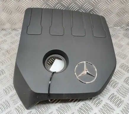 Mercedes-Benz CLA C118 X118 Engine cover (trim) A2820101803