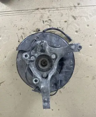 Opel Insignia A Front wheel hub