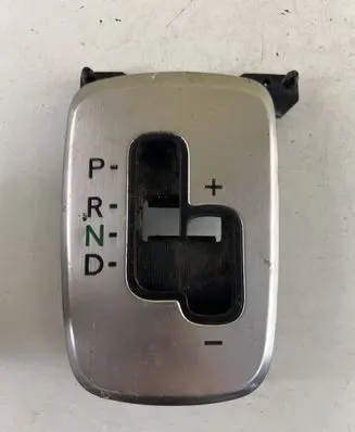 Mitsubishi Outlander Gear shifter surround trim plastic MR98004203 MR980042 MR98004202