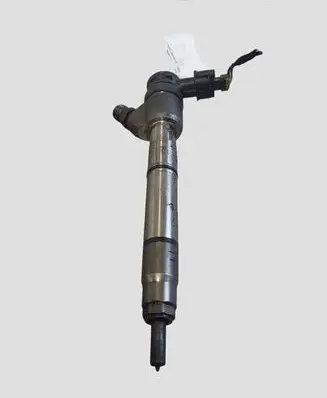 Hyundai i40 Fuel injector 0445110589