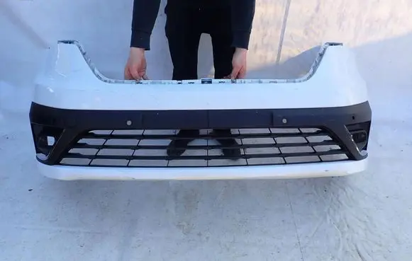Renault Trafic III (X82) Front bumper 620226941R