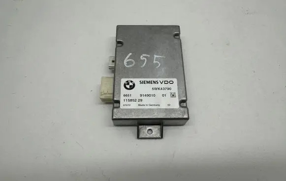 BMW 5 E60 E61 Camera control unit module 9149010 11585229 5WK43790