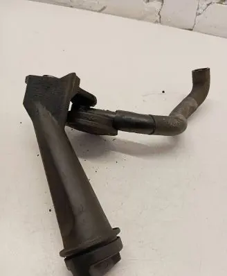 Volkswagen Transporter - Caravelle T4 Oil fill pipe 074115308B
