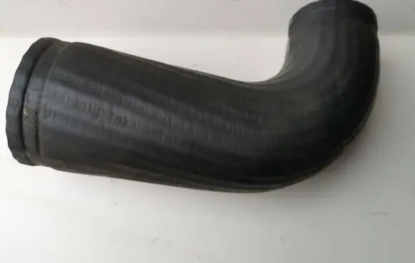Volvo V70 Intercooler hose/pipe