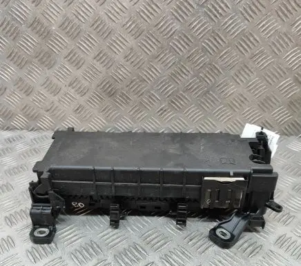 Mercedes-Benz CLA C117 X117 W117 Fuse box set A2465402714 A2465402614