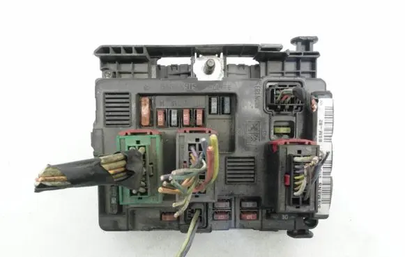 Peugeot Partner BSM Control unit 965061858000 U118470002J