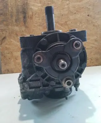 Audi TT Mk1 Gearbox transfer box case 02M409053