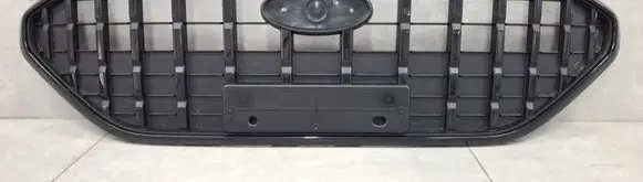 Ford Focus Front grill NX7B8200U GNW4A