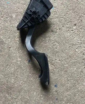 Toyota Prius (XW20) Accelerator throttle pedal 7812047050