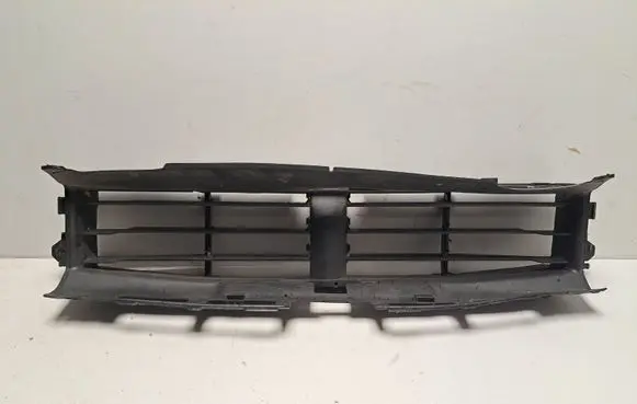 Porsche Macan (95B) Intercooler air guide/duct channel 95B121635J 95B121710A