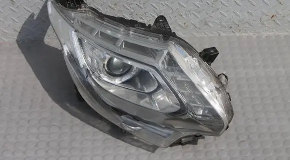 Mitsubishi L200 Headlight lense MITSUBISHI8301D156 8301D156