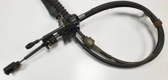 Citroen C1 Gear shift cable linkage