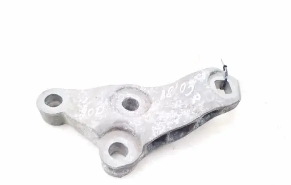 Audi A8 S8 D3 4E Engine mounting bracket 4E0199603S