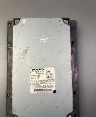 Volvo C70 Sound amplifier 30775571 021038 30775572