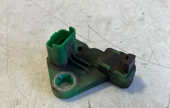 Opel Vivaro Crankshaft position sensor 9677539480