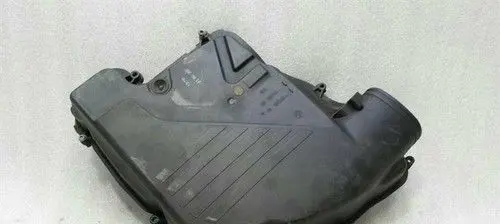 BMW 5 GT F07 Air filter box cover 7577463