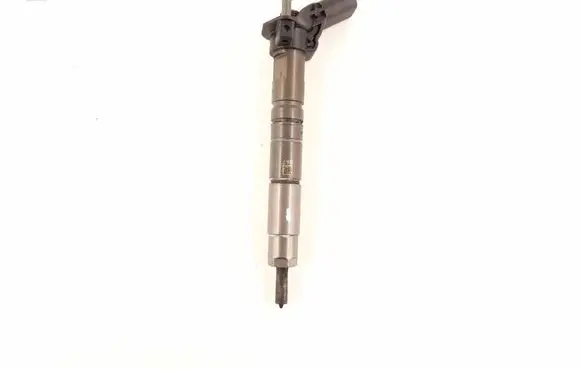 Mercedes-Benz C W204 Fuel injector 6420701187 A6420701187