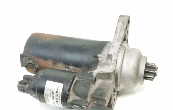 Volkswagen Golf V Starter motor 02Z911023FX01