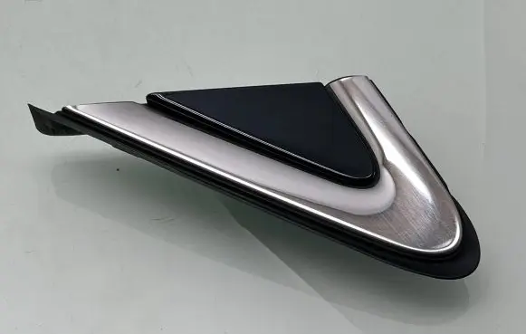 Fender end trim