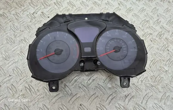 Nissan Juke I F15 Speedometer (instrument cluster) 1EBV80A BV80A 1D5FLQL