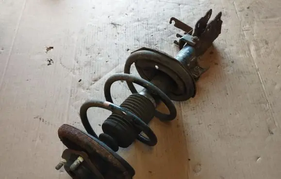 Mitsubishi ASX Front shock absorber/damper