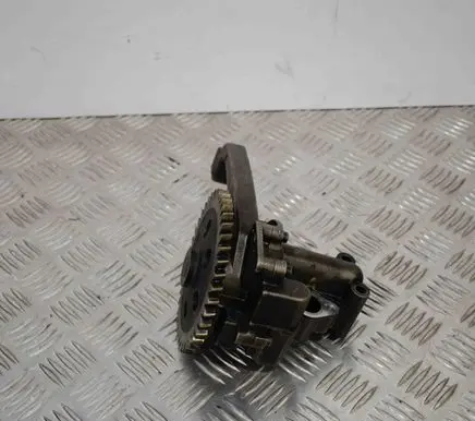 Volkswagen Transporter - Caravelle T5 Oil pump 070115153
