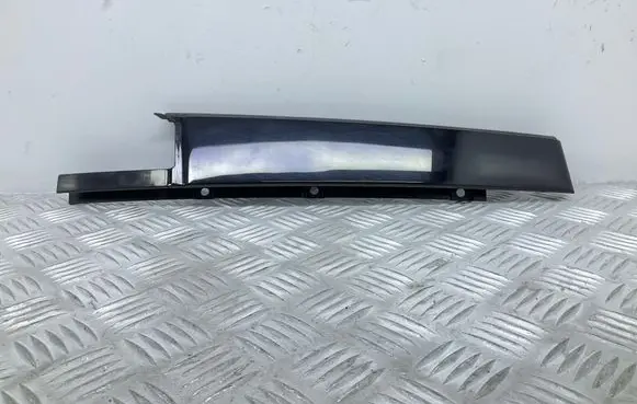 Audi A1 Rear door glass trim molding 8X4839901E