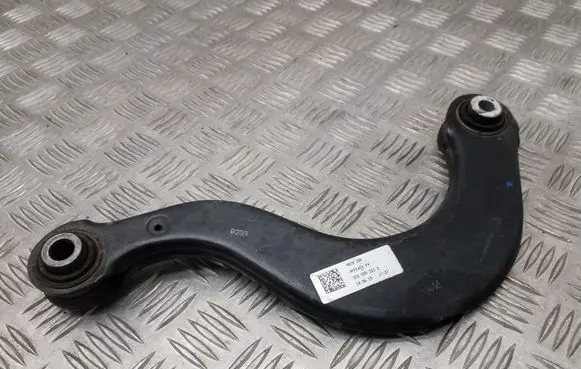 Volkswagen Golf VII Rear upper control arm/wishbone 5Q0505323D