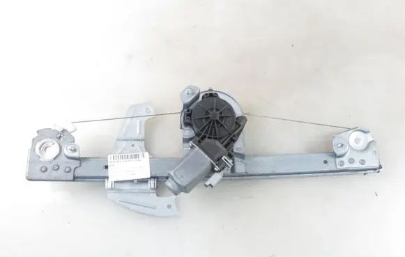 Toyota Aygo AB10 Front door window regulator with motor 400842B