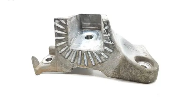 Ford Ranger Engine mounting bracket EB3G6046BD D7D09