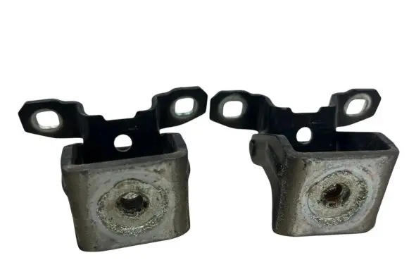 Jeep Renegade Tailgate/trunk/boot hinge