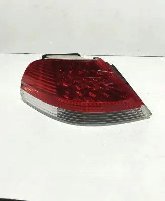 BMW 7 E65 E66 Rear/tail lights 6914285