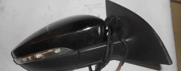 Volkswagen Scirocco Front door electric wing mirror