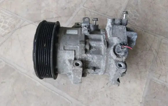 Toyota Corolla Verso AR10 Air conditioning (A/C) compressor (pump) GE4472601742