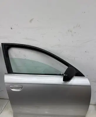 Audi A6 S6 C6 4F Front door
