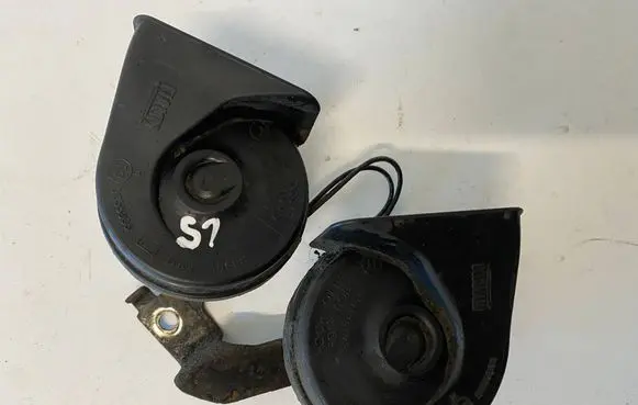 Citroen C4 II Horn signal 0055306