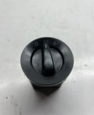 Volkswagen PASSAT B5 Light switch 1C0941531