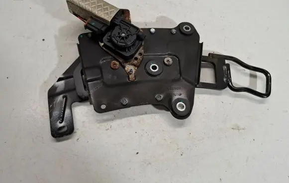Citroen DS7 Crossback Seat back rest lock catch 9818734280 1035000000