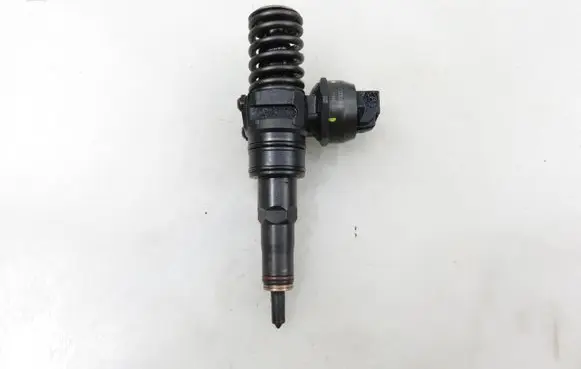 Seat Ibiza III (6L) Fuel injector 0414720037 038130073AJ