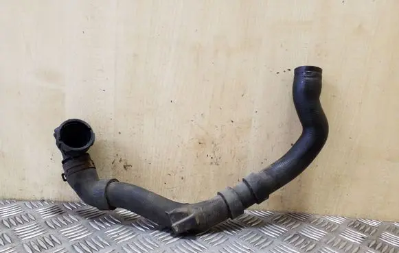 Volkswagen Golf VI Engine coolant pipe/hose