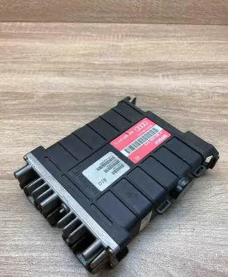 Audi 80 90 S2 B4 Engine control unit/module ECU 443907311C 0261200273