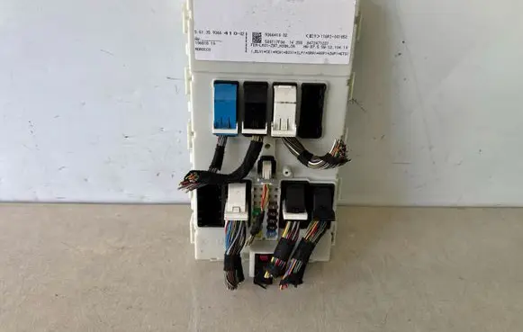 BMW 4 F32 F33 Comfort/convenience module 9366410