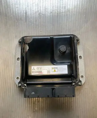 Mitsubishi Outlander Engine control unit/module 2757006141 4N14 1860C523