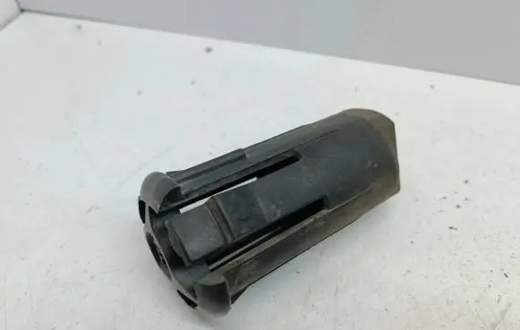 Mazda 3 I Radiator mount bracket 3M5H8125AC